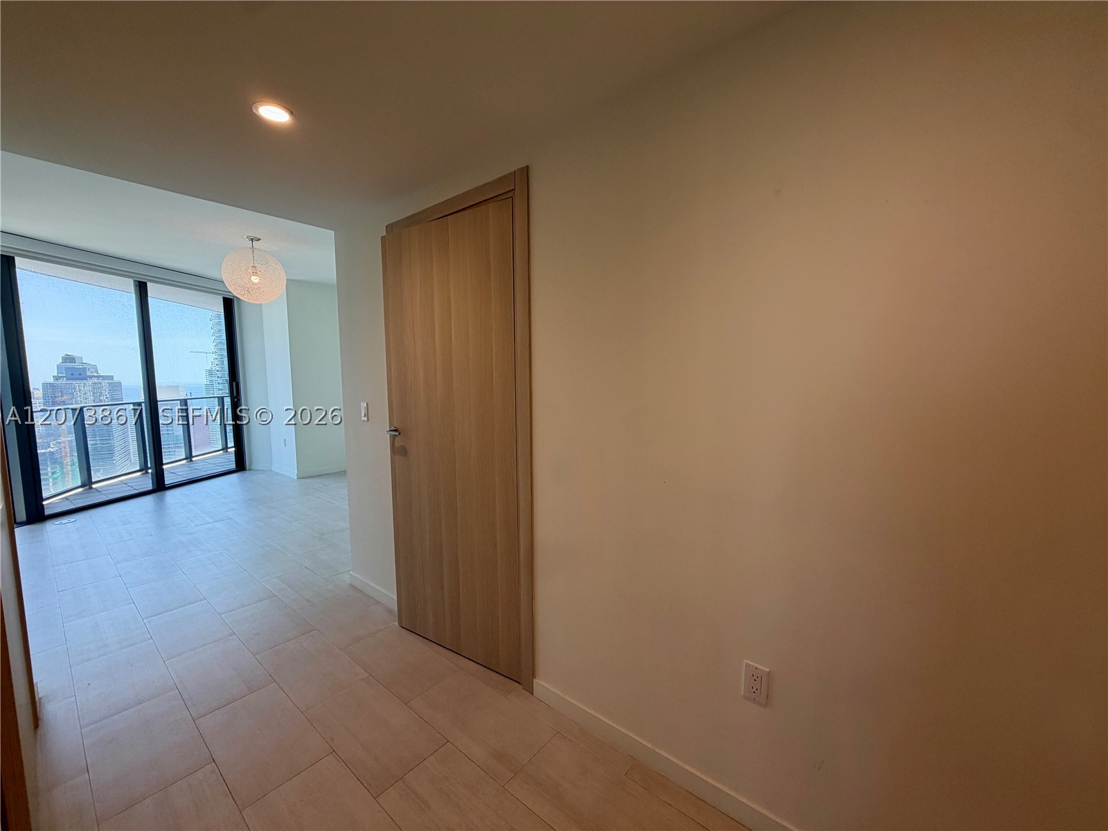 image Brickell Flatiron46