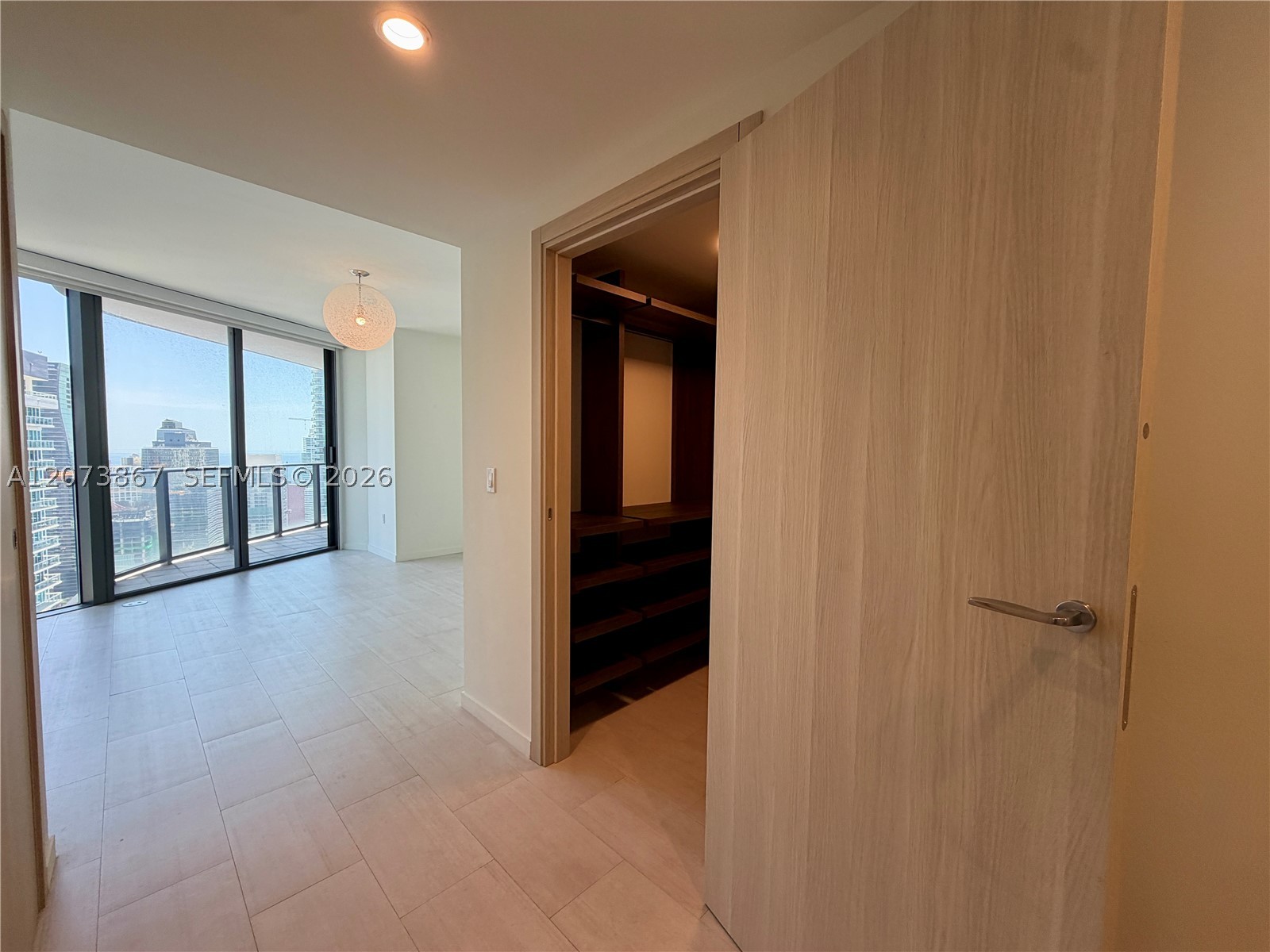 image Brickell Flatiron47