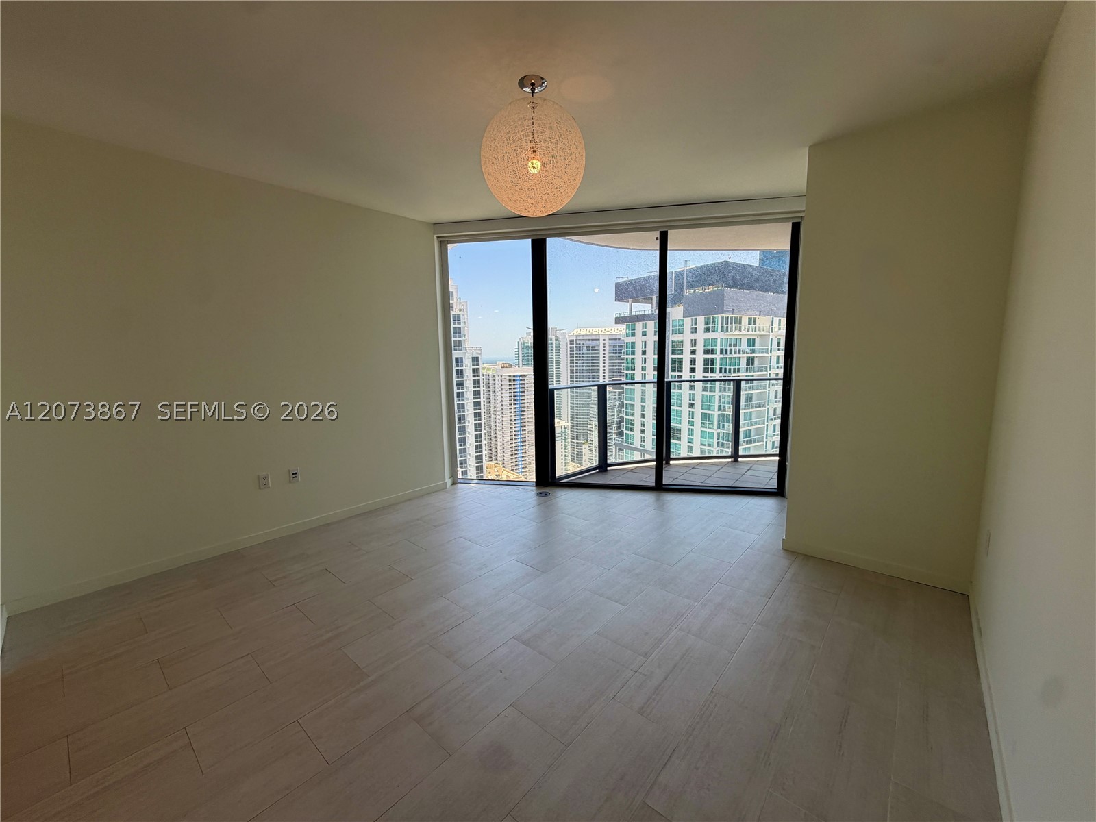 image Brickell Flatiron56
