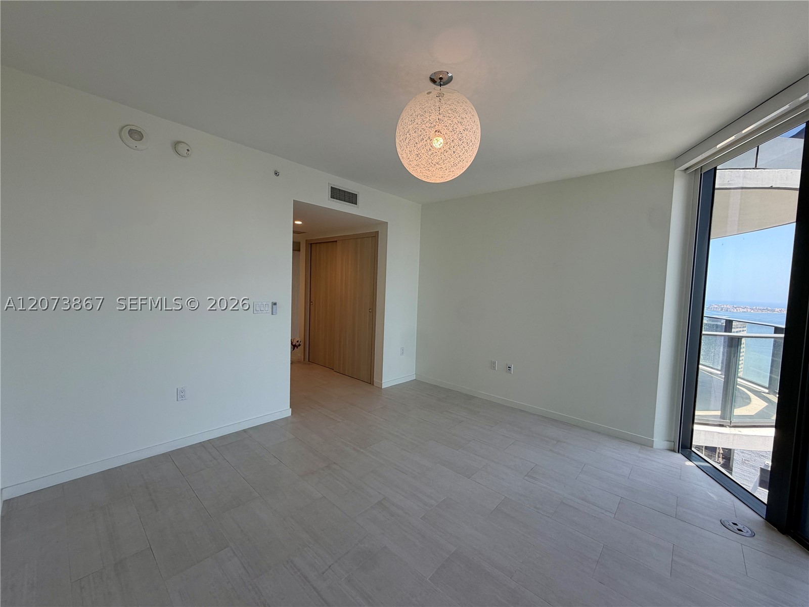 image Brickell Flatiron57