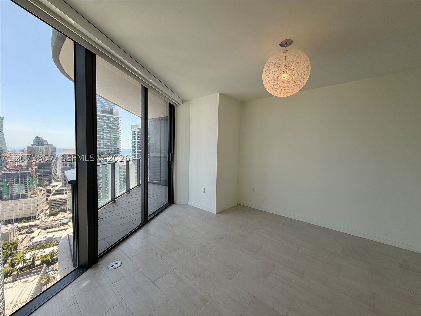 image Brickell Flatiron59