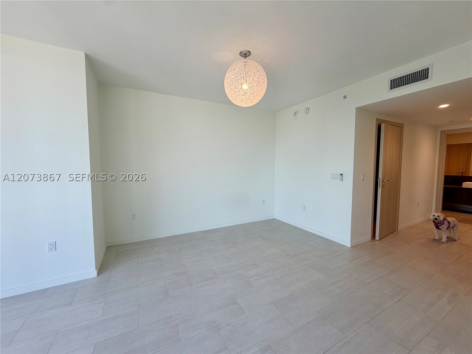 image Brickell Flatiron60