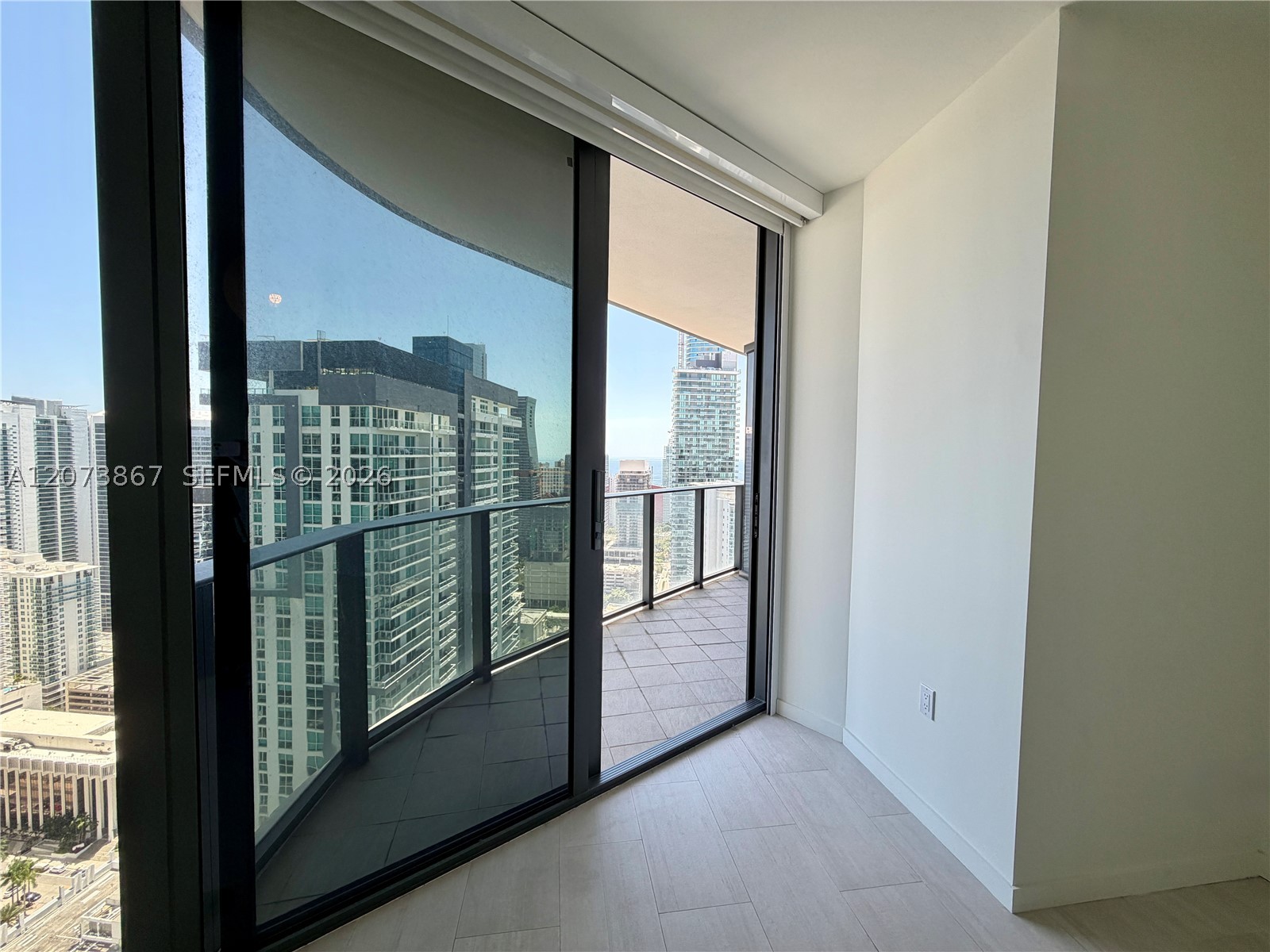image Brickell Flatiron68