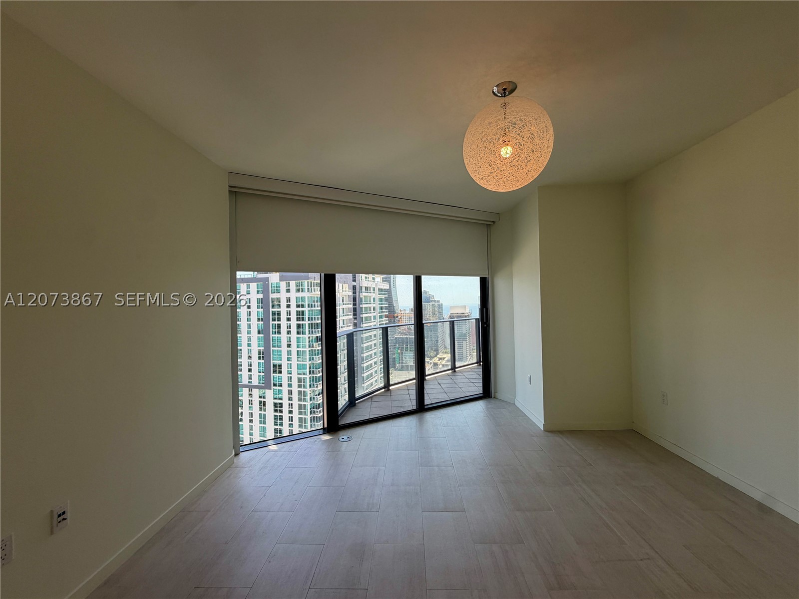 image Brickell Flatiron70