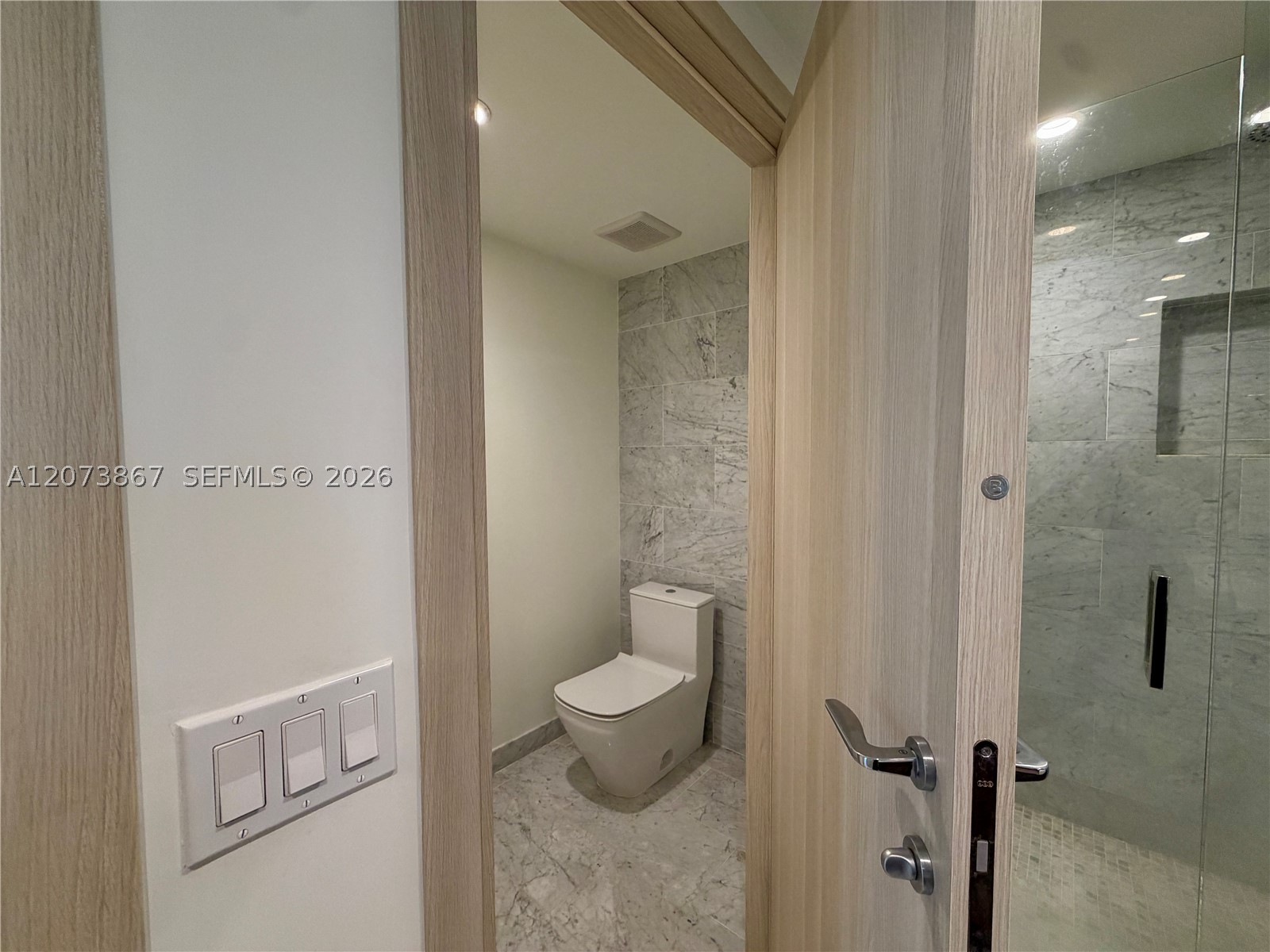 image Brickell Flatiron74