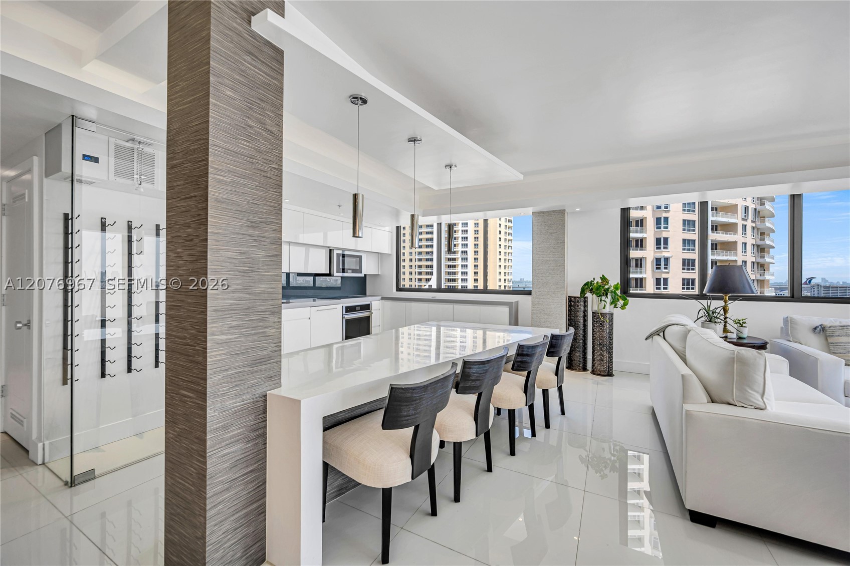 540 Brickell Key Dr #1820 Miami, FL 33131