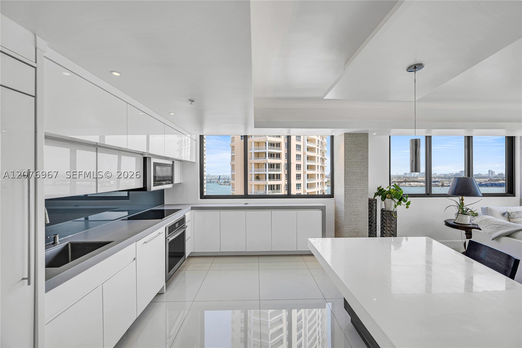 540 Brickell Key Dr #1820 Miami, FL 33131