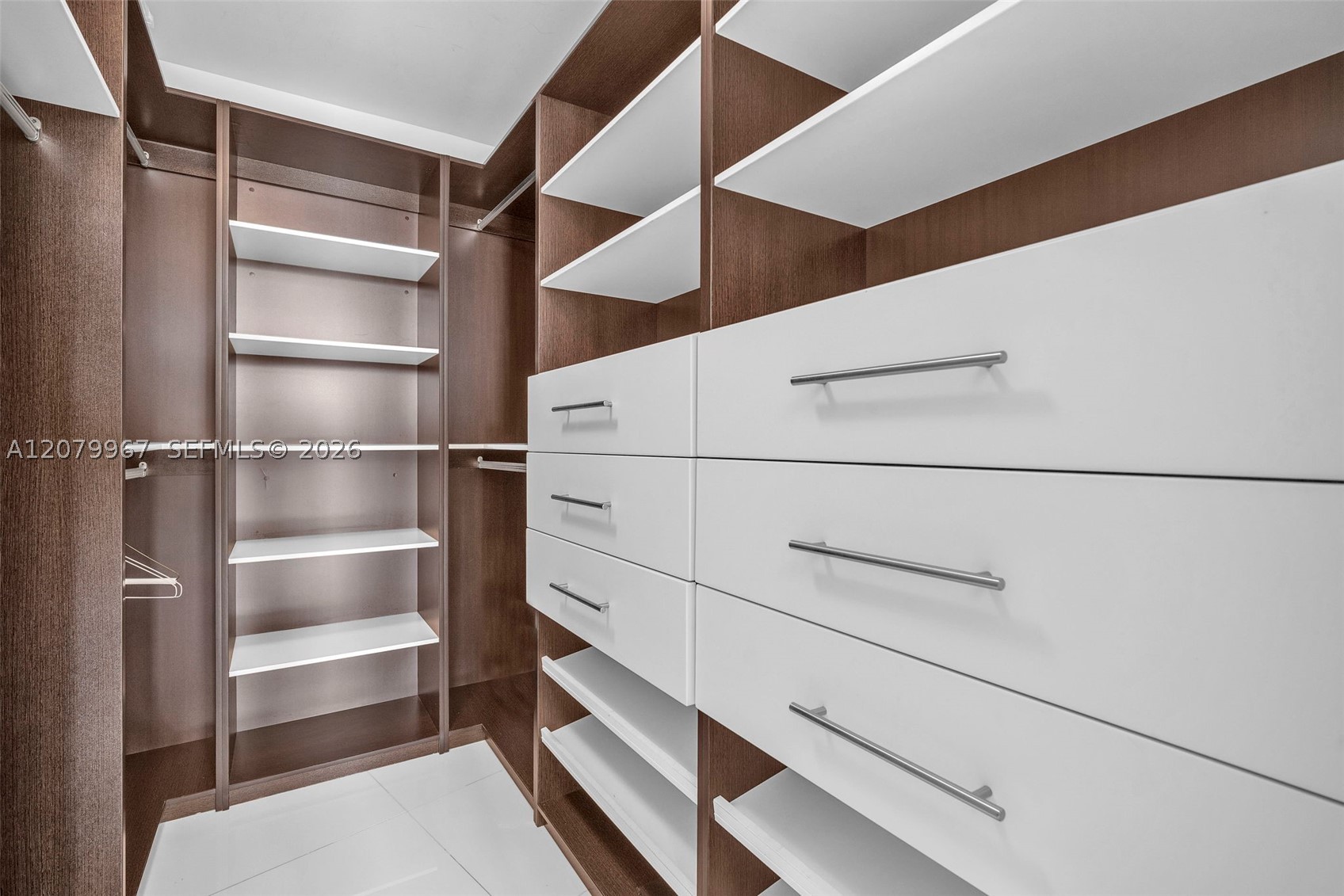 image Epic Residences17
