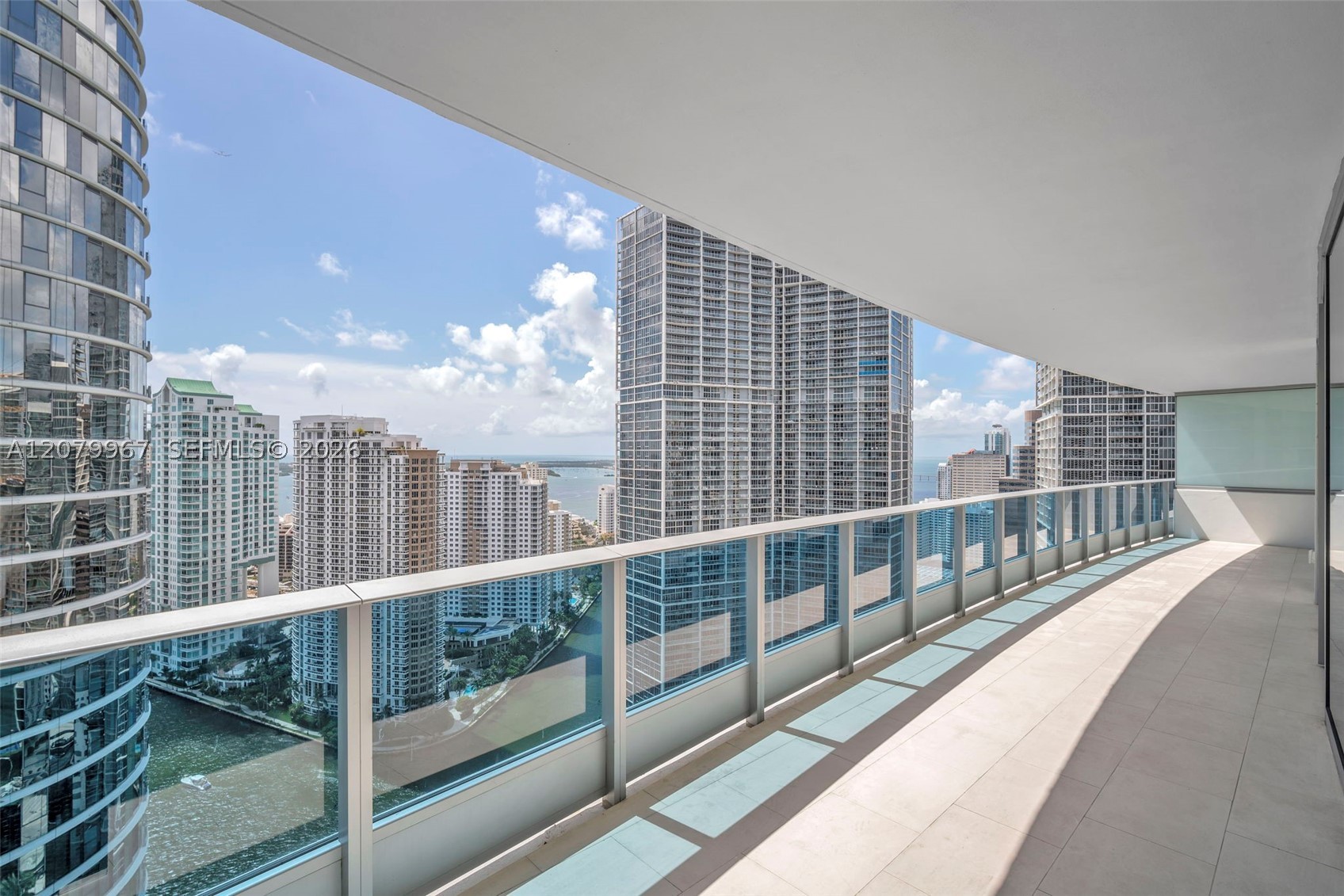 image Epic Residences2