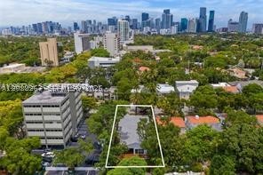 270 SW 29th Rd Miami, FL 33129