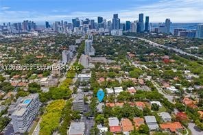 270 SW 29th Rd Miami, FL 33129