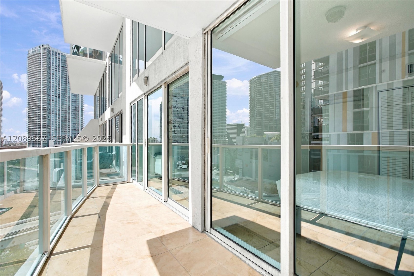image Brickell on the River South16