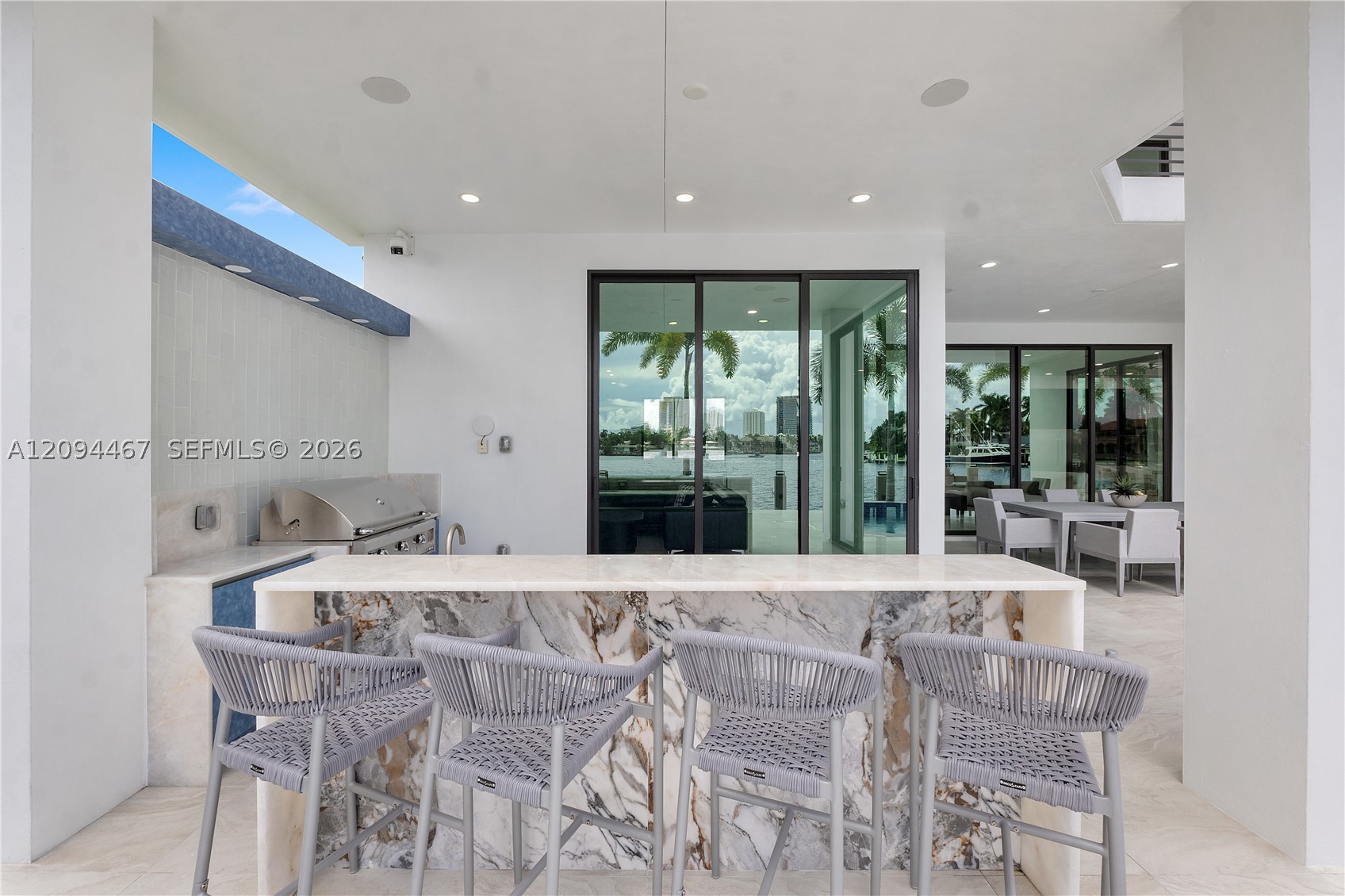350 Circle Dr Pompano Beach, FL 33062