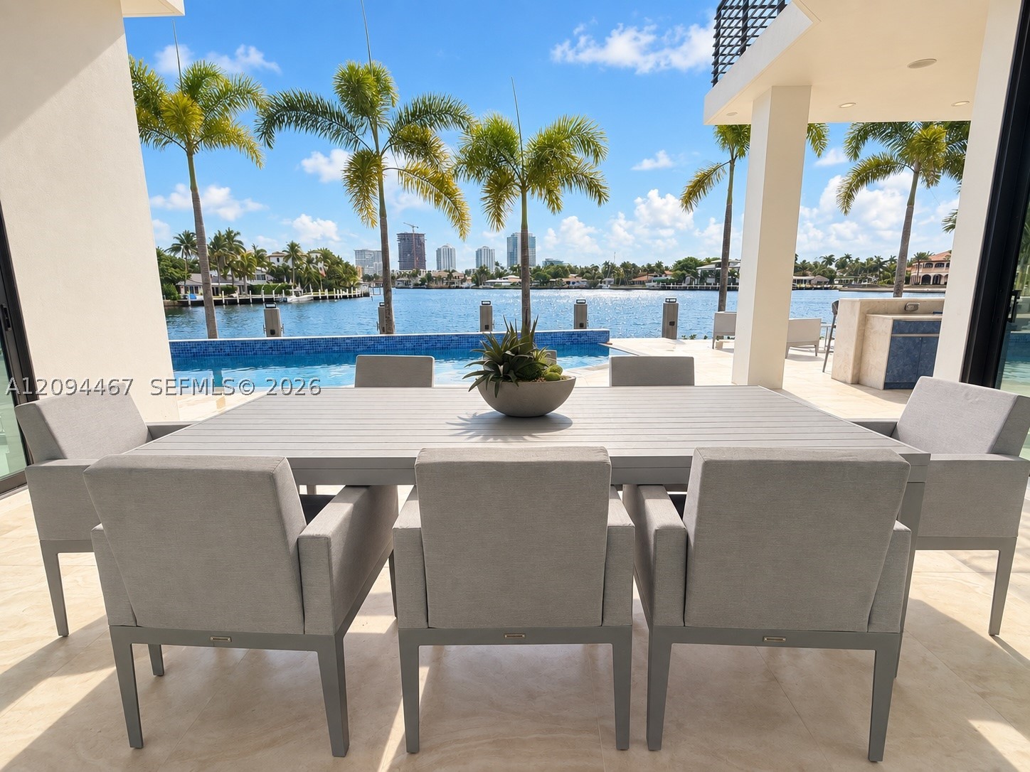 350 Circle Dr Pompano Beach, FL 33062