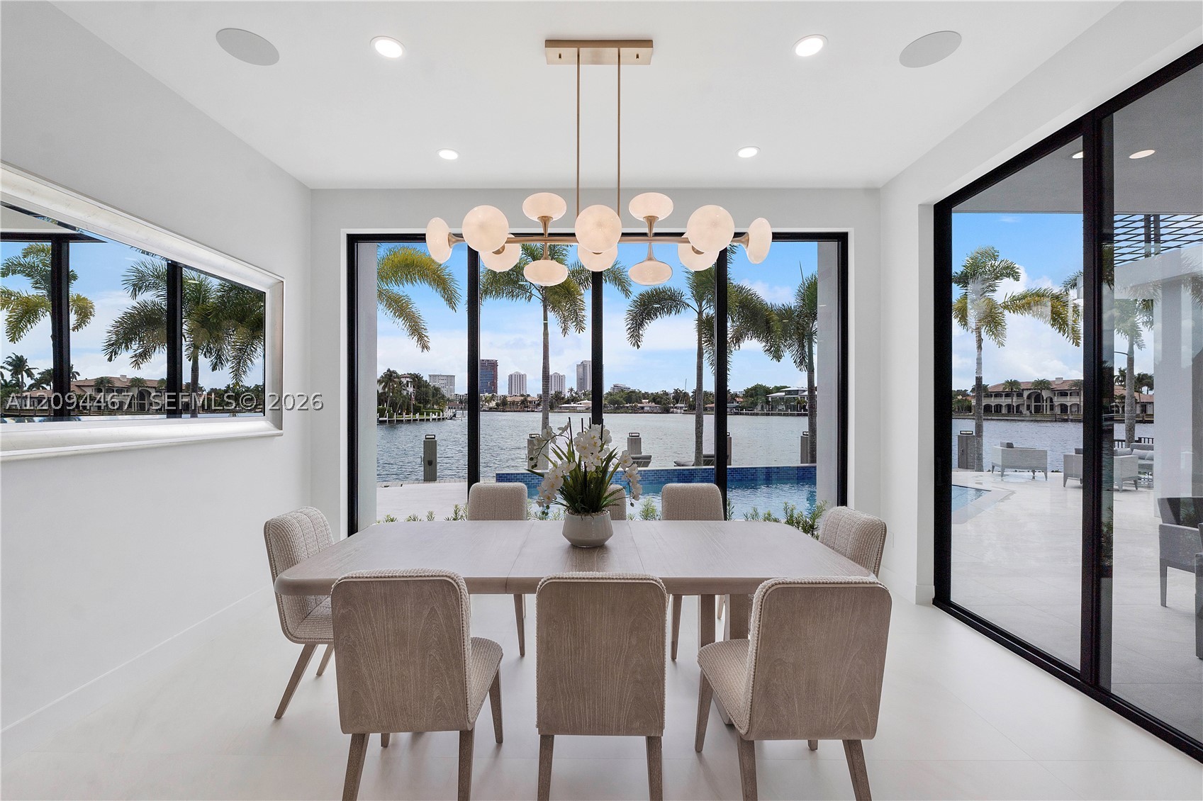 350 Circle Dr Pompano Beach, FL 33062