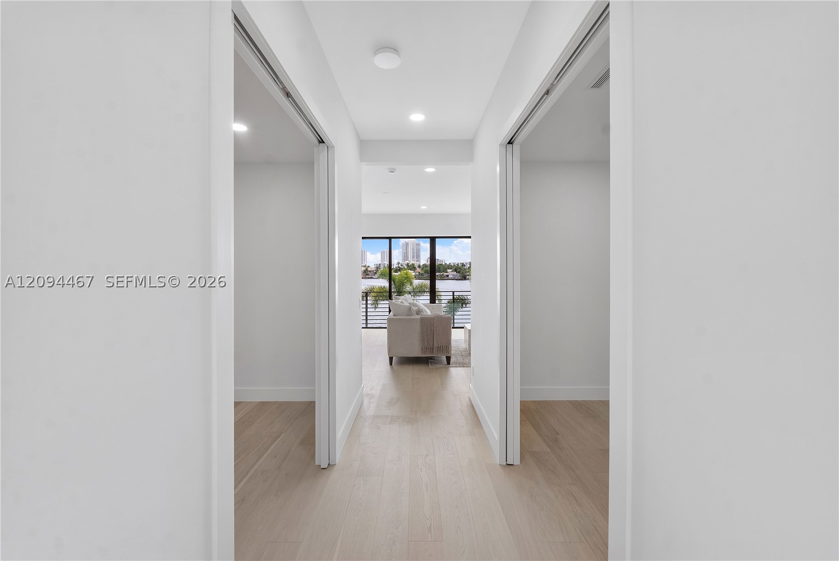 350 Circle Dr Pompano Beach, FL 33062