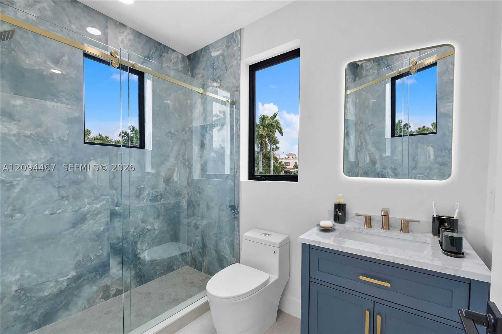 350 Circle Dr Pompano Beach, FL 33062