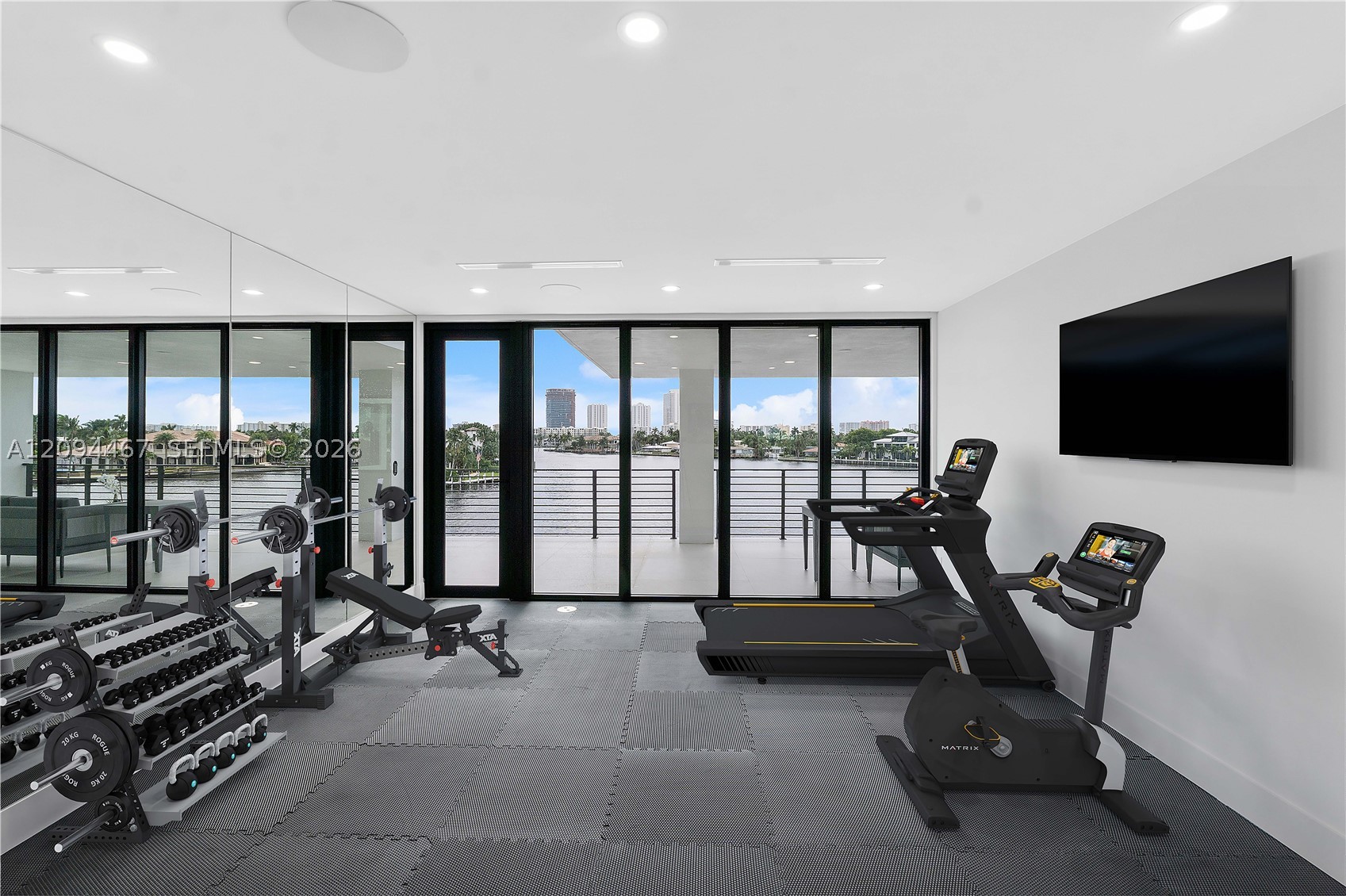350 Circle Dr Pompano Beach, FL 33062