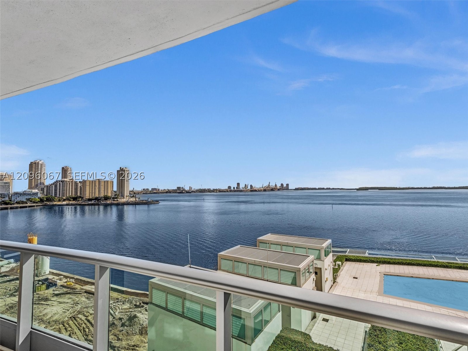 image Jade at Brickell Bay42