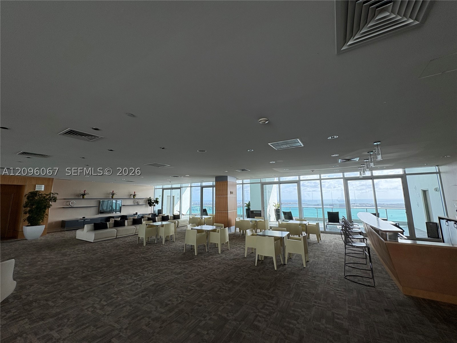 image Jade at Brickell Bay65