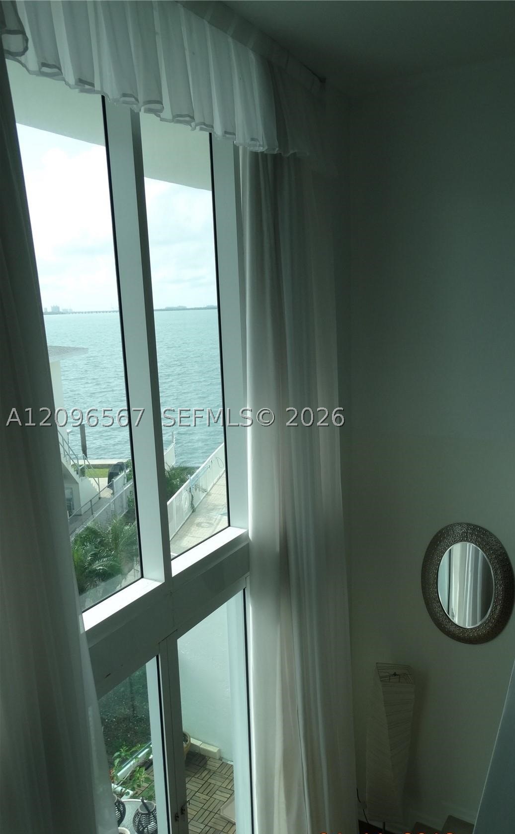 2000 Bay Dr #203 Miami Beach, FL 33141