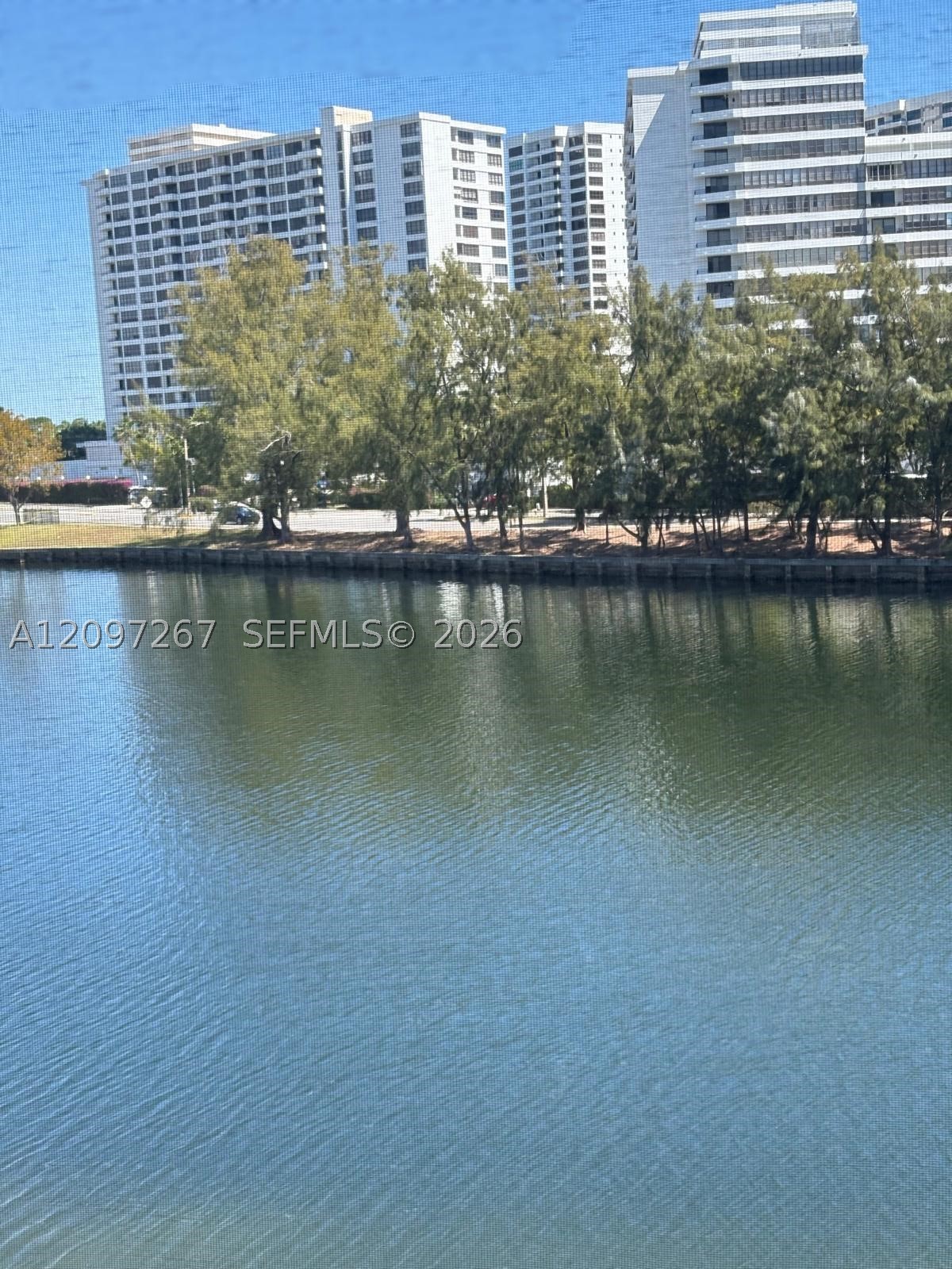 400 Diplomat Pkwy #308