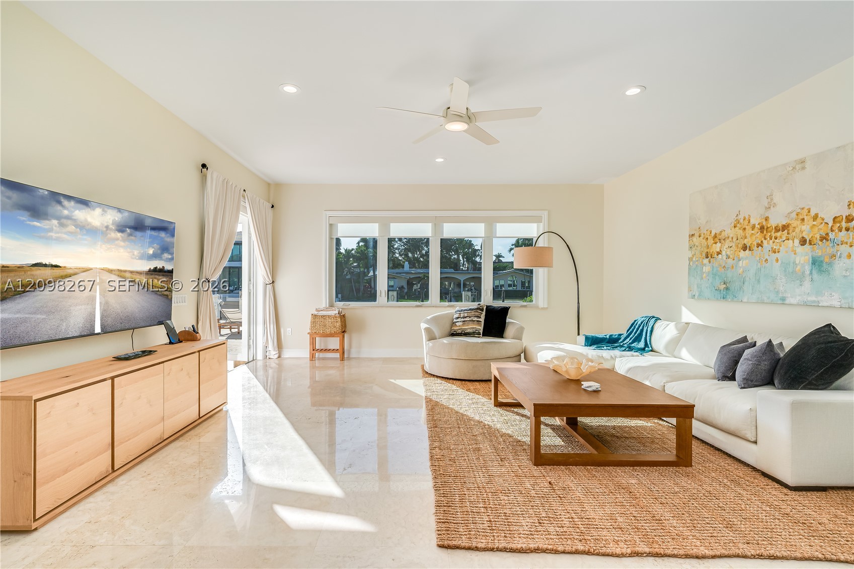 191 NE 23rd Ave Fort Lauderdale, FL 33301