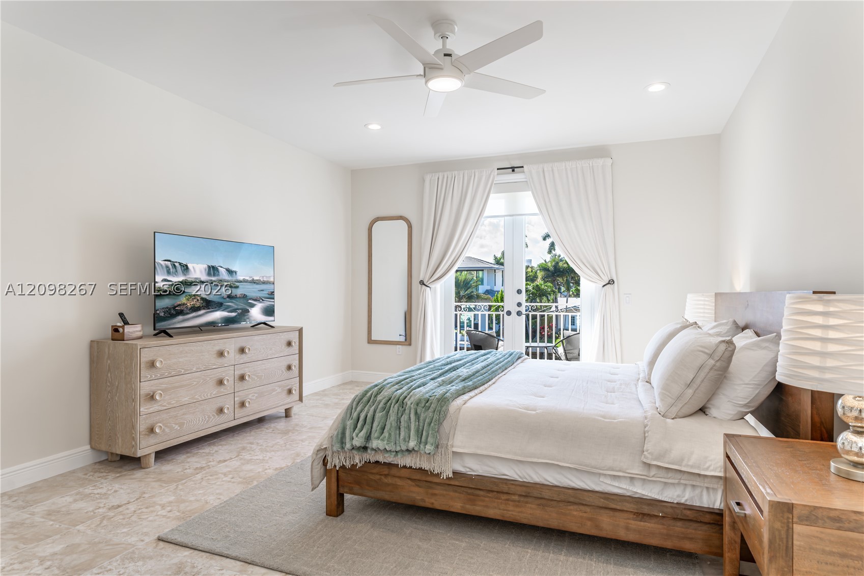 191 NE 23rd Ave Fort Lauderdale, FL 33301