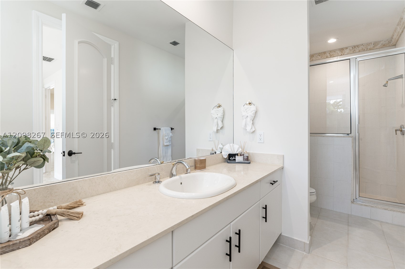 191 NE 23rd Ave Fort Lauderdale, FL 33301