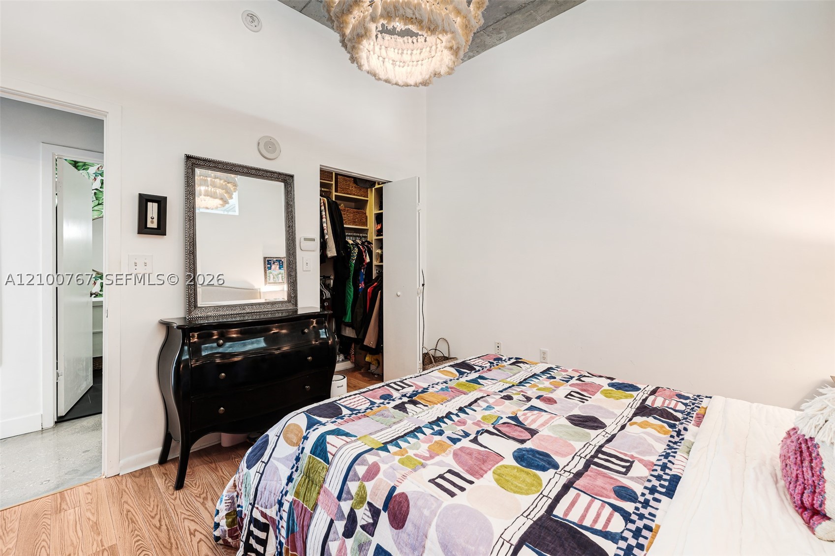 image Cite on the Bay West12