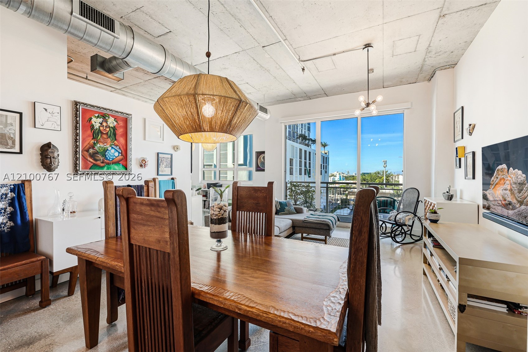 image Cite on the Bay West3