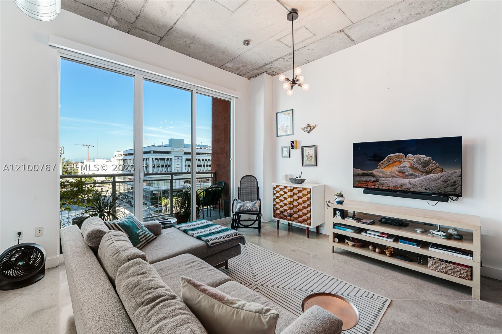image Cite on the Bay West6
