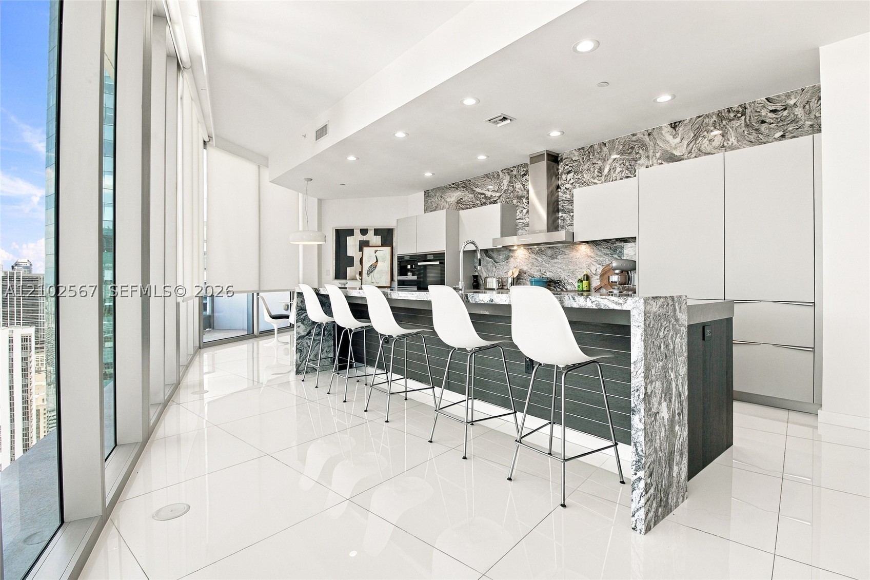 image Epic Residences5