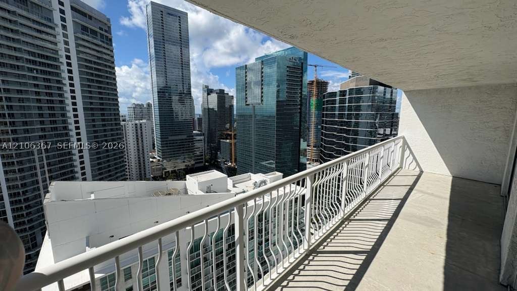 image The Club at Brickell Bay2