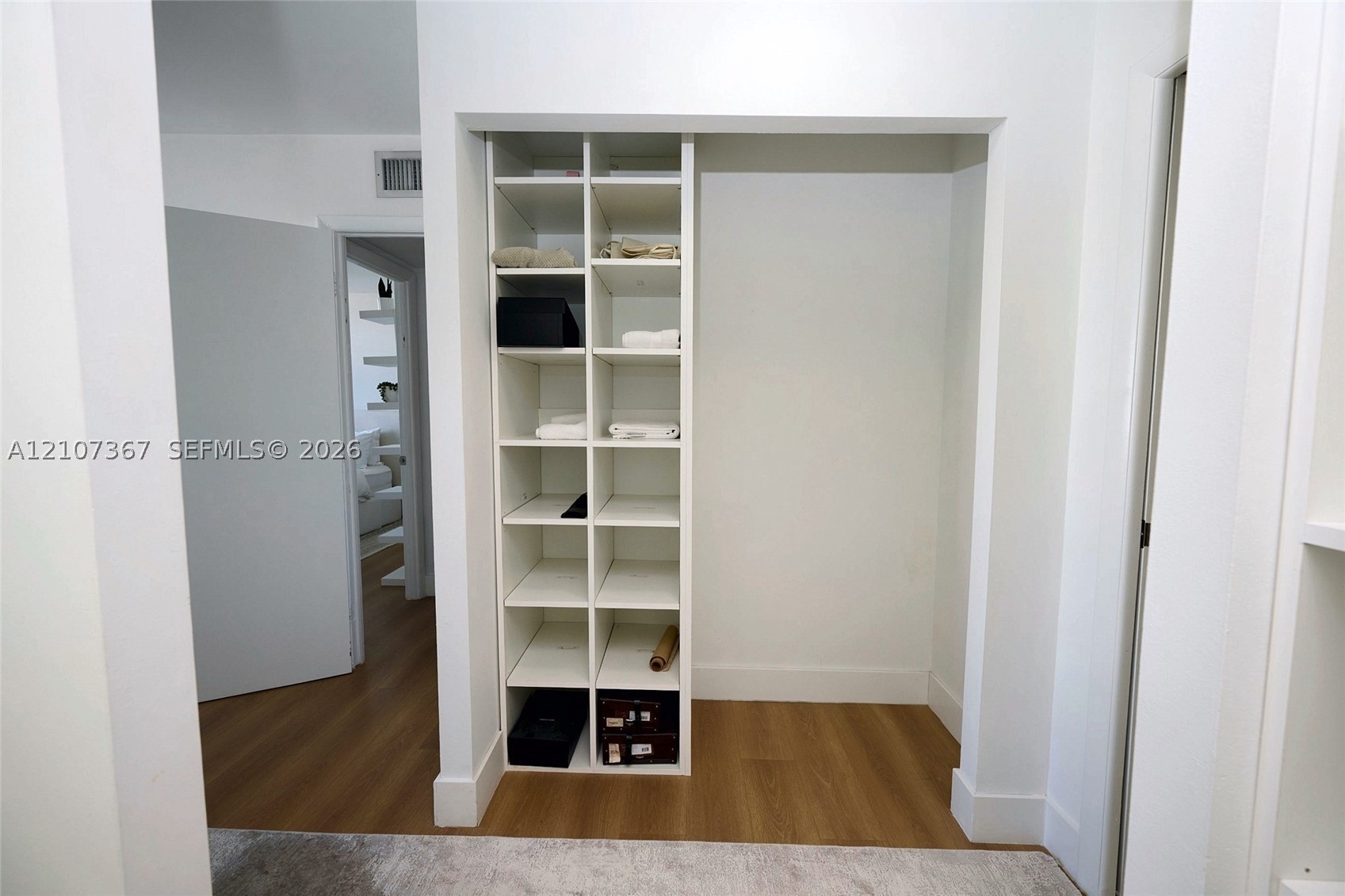 2851 NE 183rd St #1617E Aventura, FL 33160