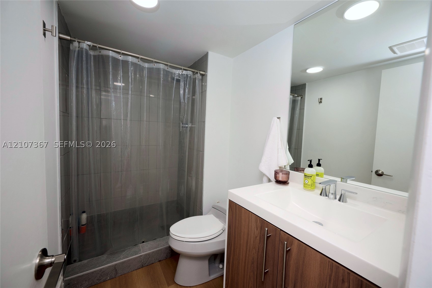 2851 NE 183rd St #1617E Aventura, FL 33160