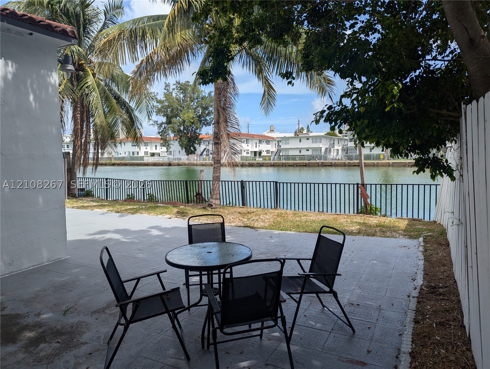 7757 Crespi Blvd Miami Beach, FL 33141