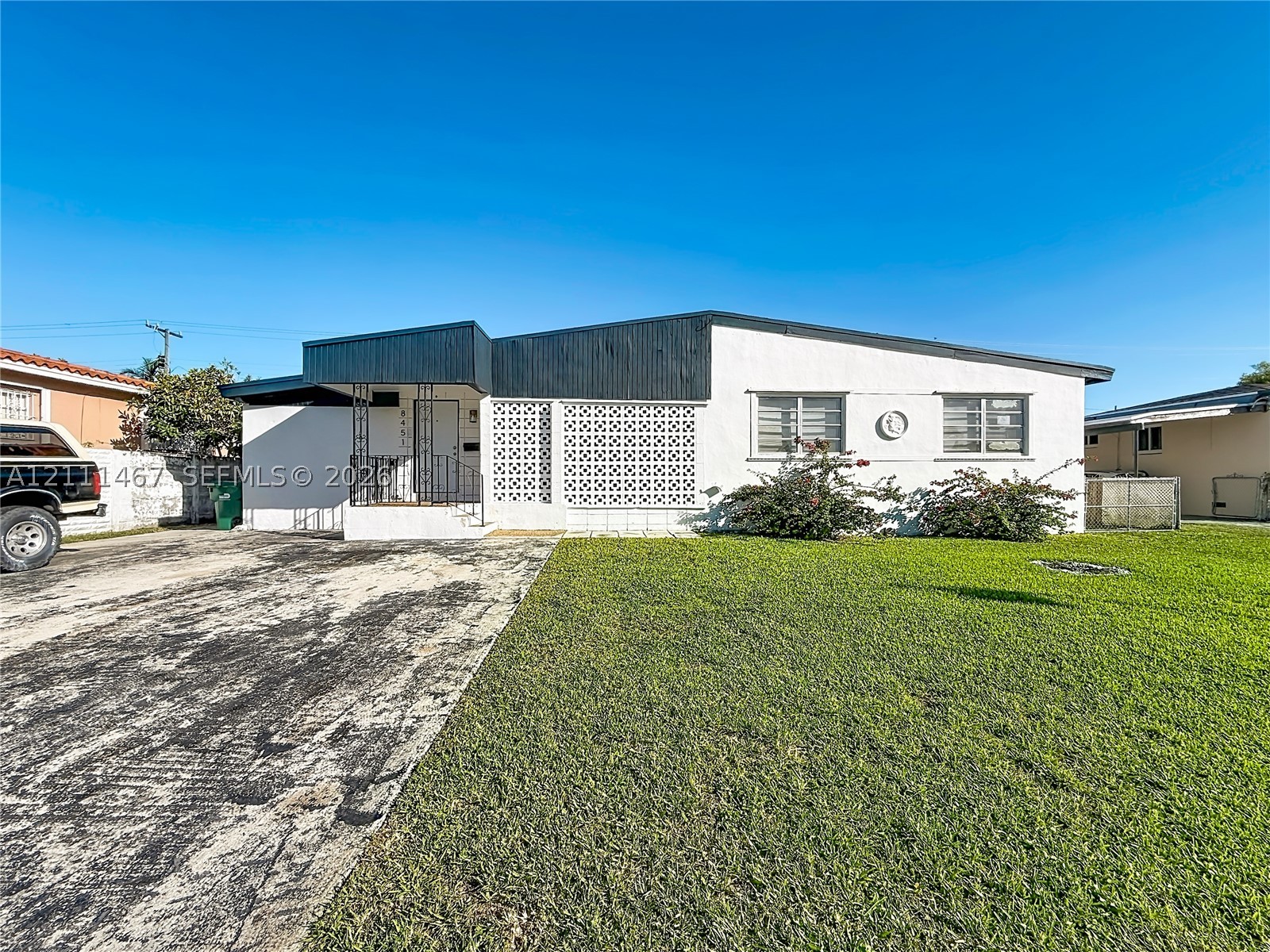 8451 SW 35th Ter