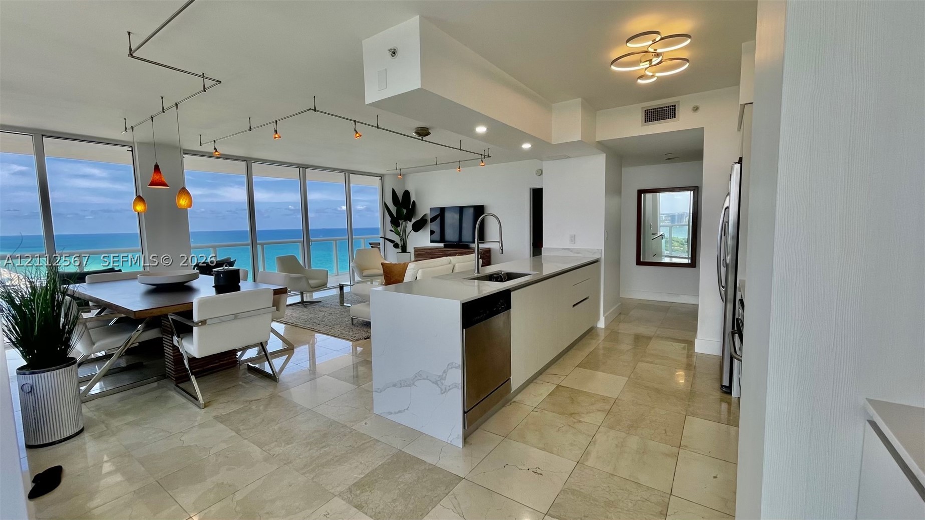 6365 Collins Ave #3208