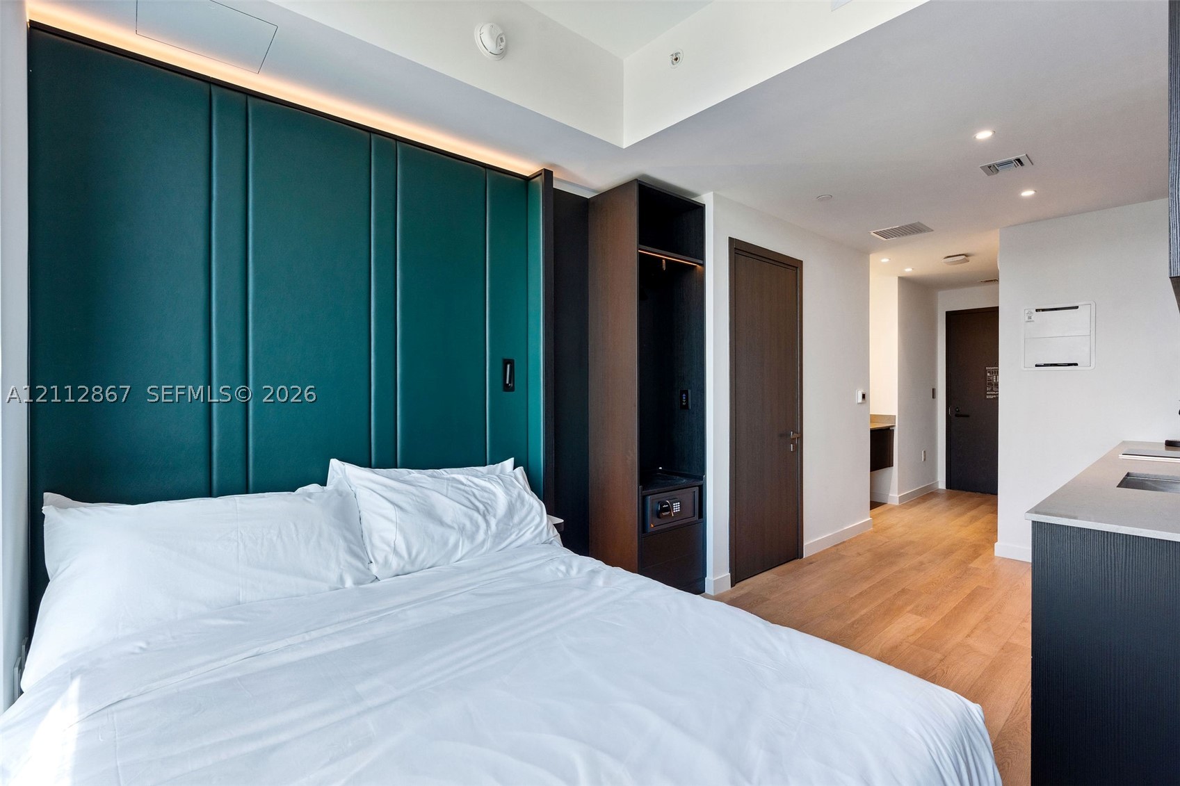 image E11EVEN Hotel & Residences1