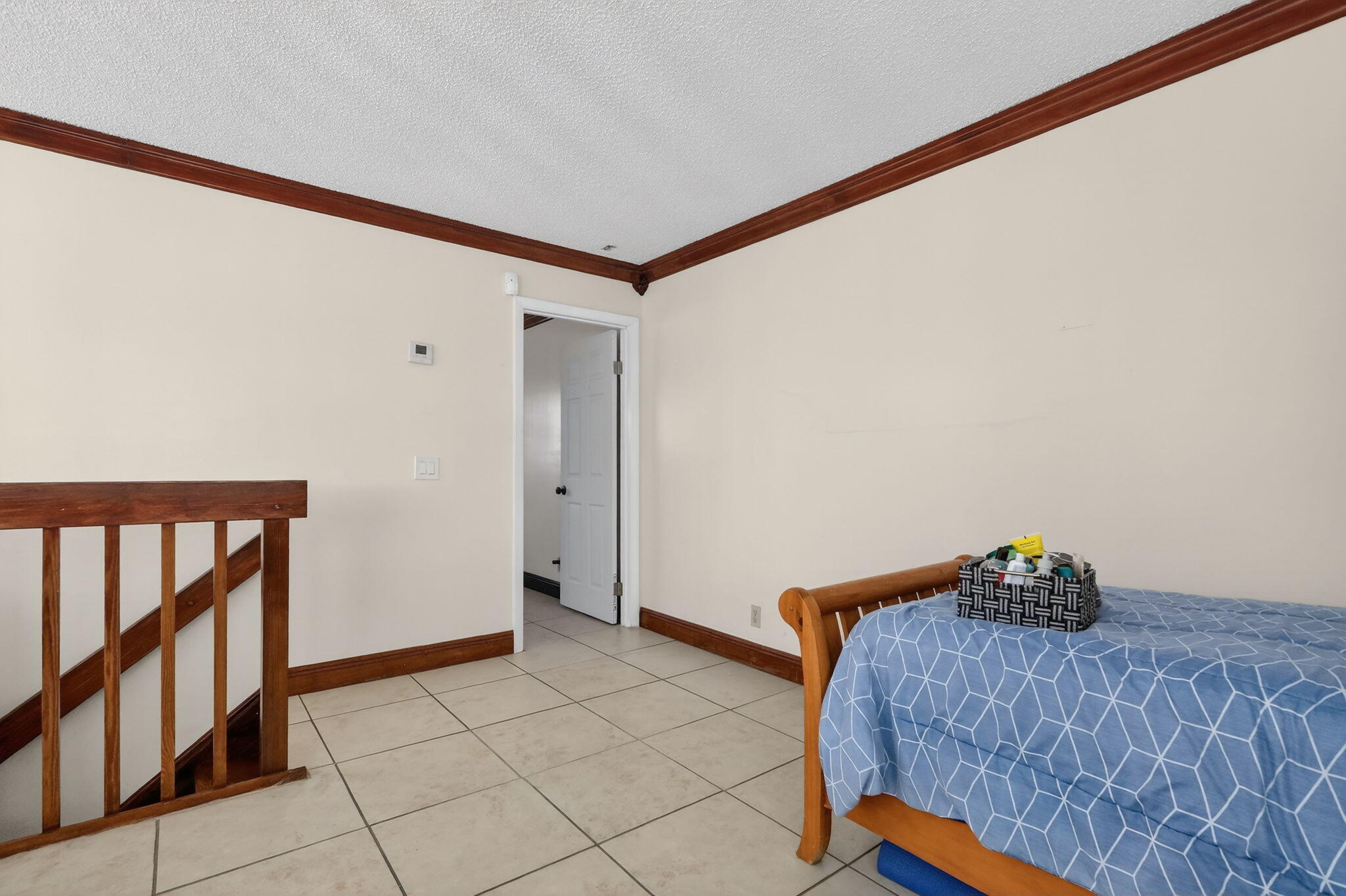 6171 NW 170th Hialeah, FL 33015