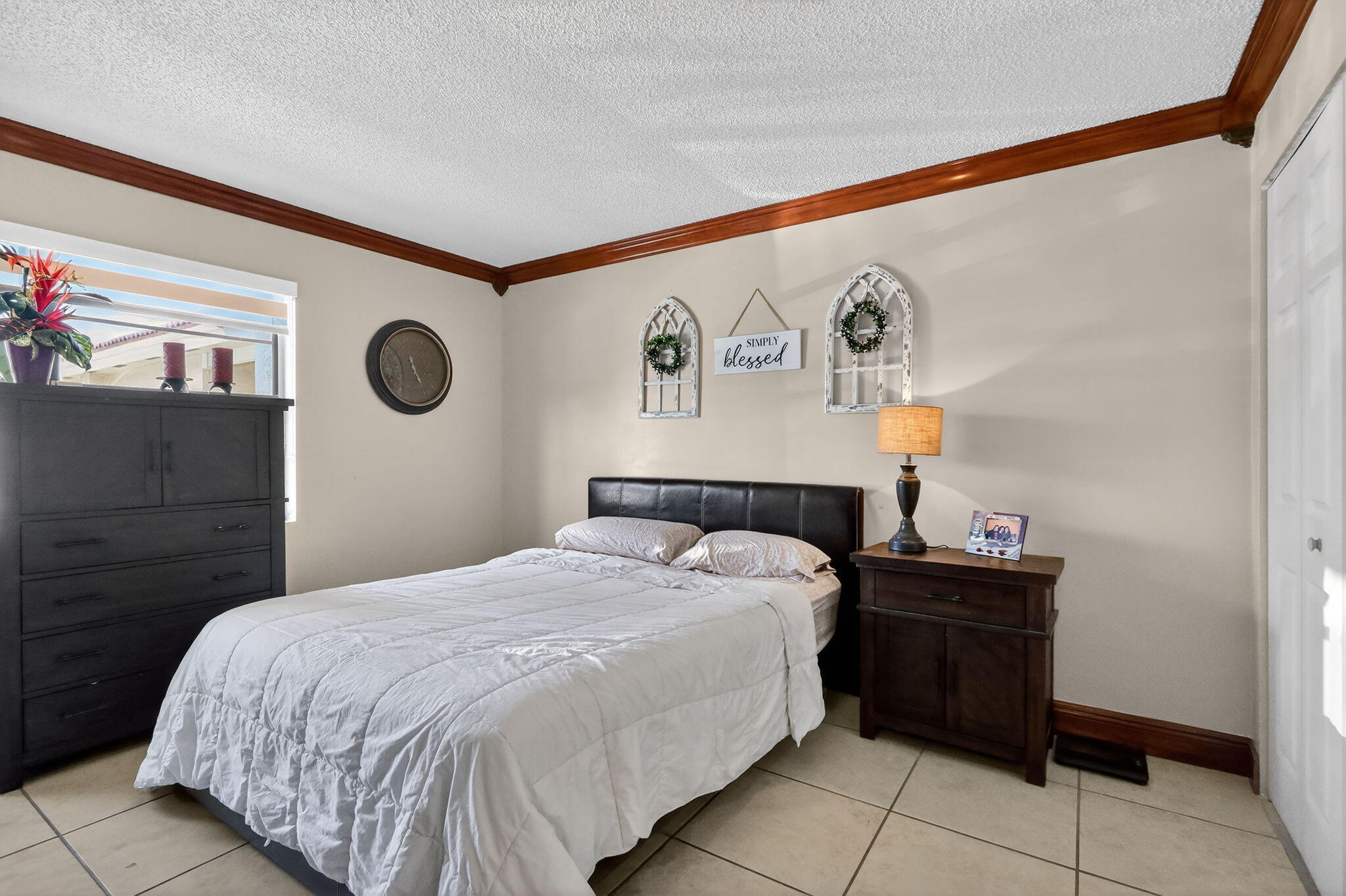 6171 NW 170th Hialeah, FL 33015