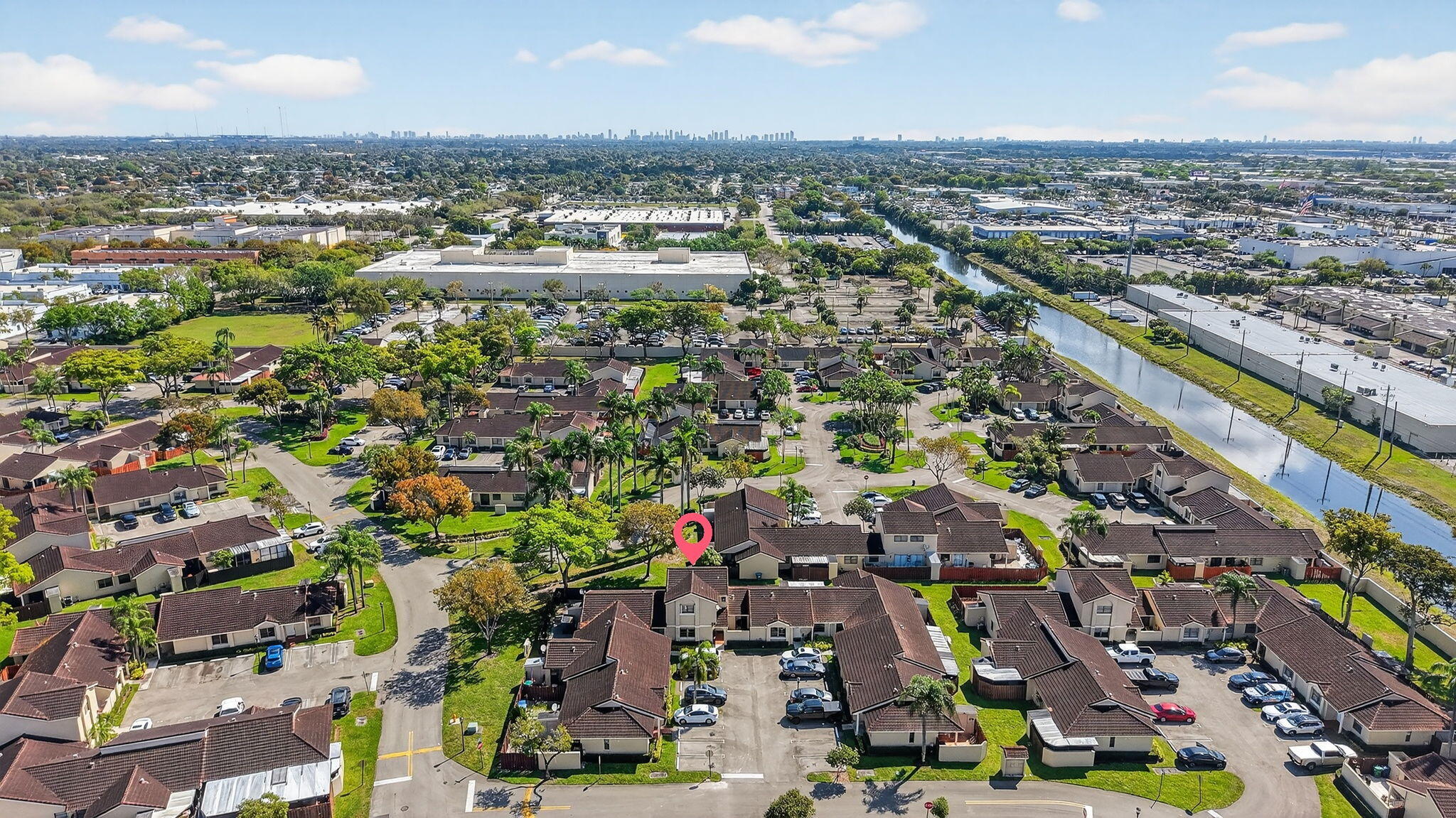 6171 NW 170th Hialeah, FL 33015