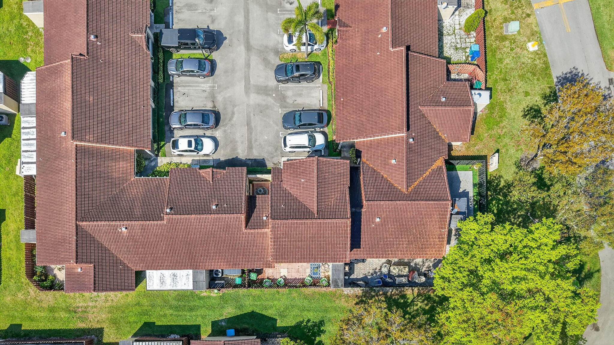 6171 NW 170th Hialeah, FL 33015