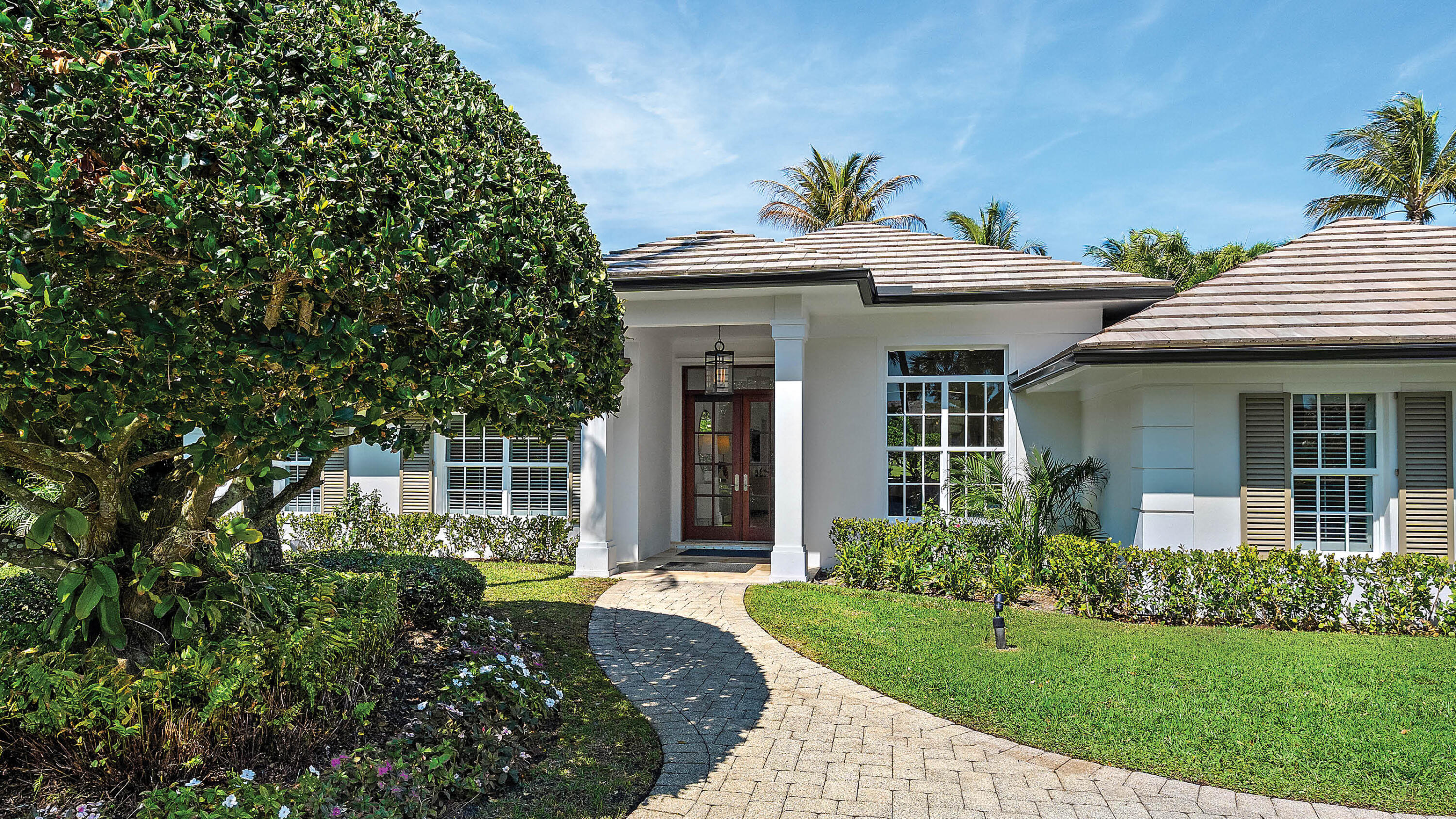 677 Village North Palm Beach, FL 33408