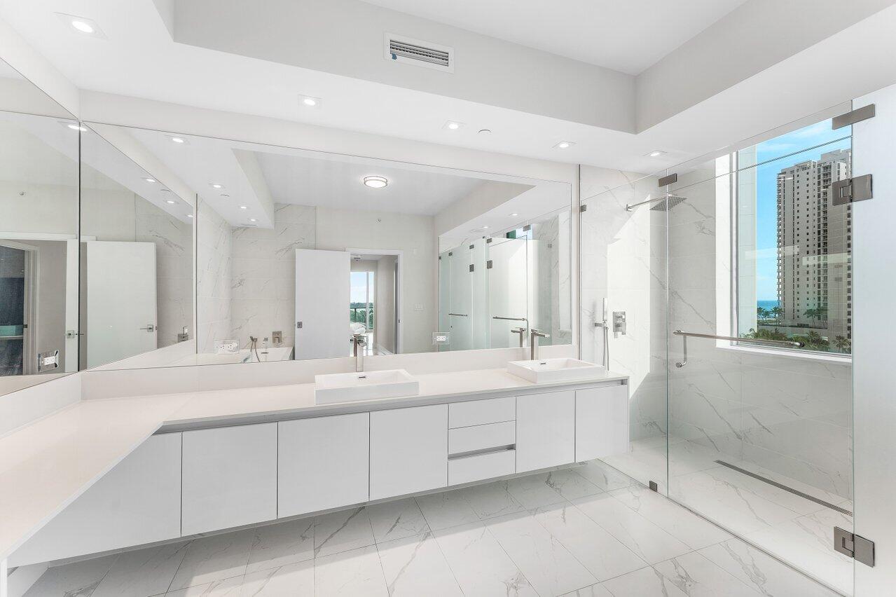 3100 N Ocean #P705 Riviera Beach, FL 33404