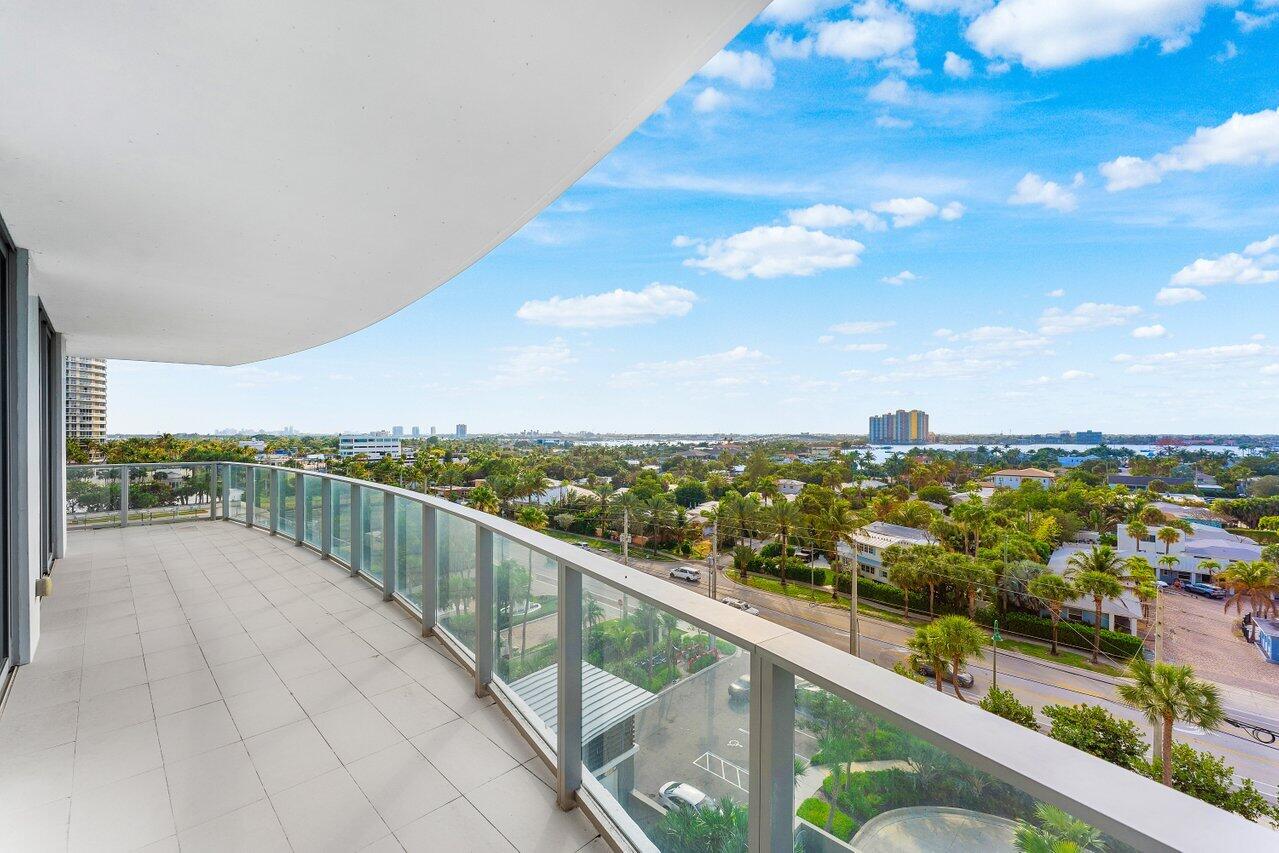 3100 N Ocean #P705 Riviera Beach, FL 33404