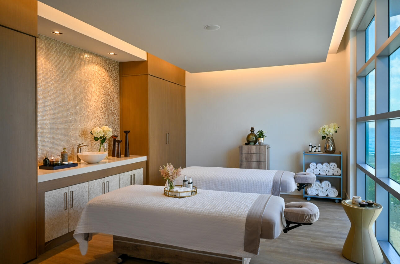 3100 N Ocean #P705 Riviera Beach, FL 33404