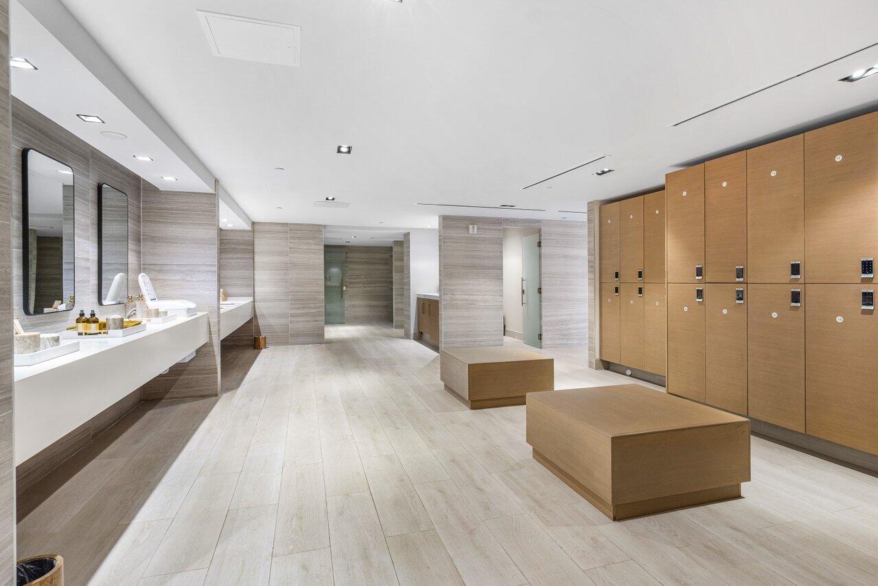 3100 N Ocean #P705 Riviera Beach, FL 33404