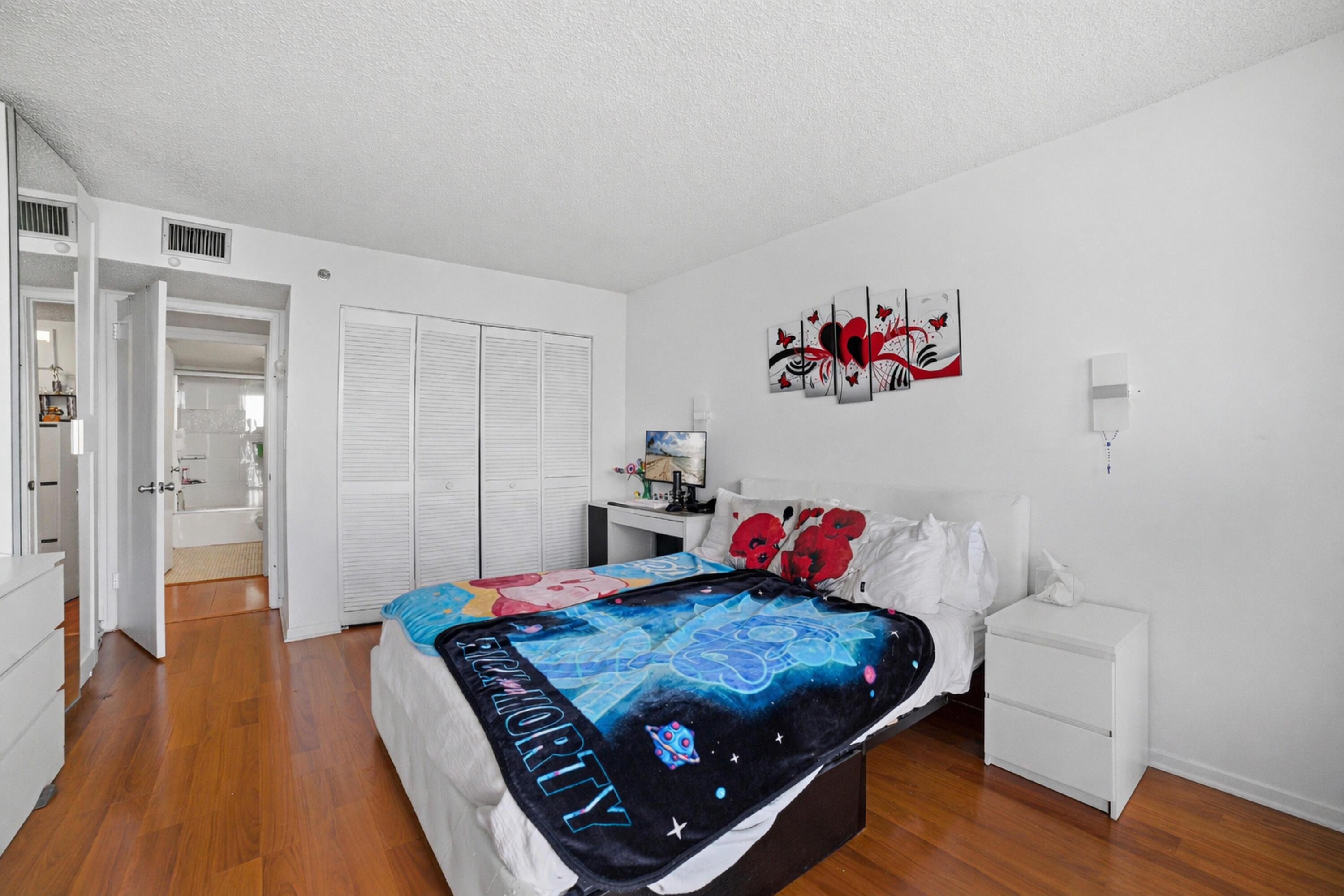 image Winston Towers 60026